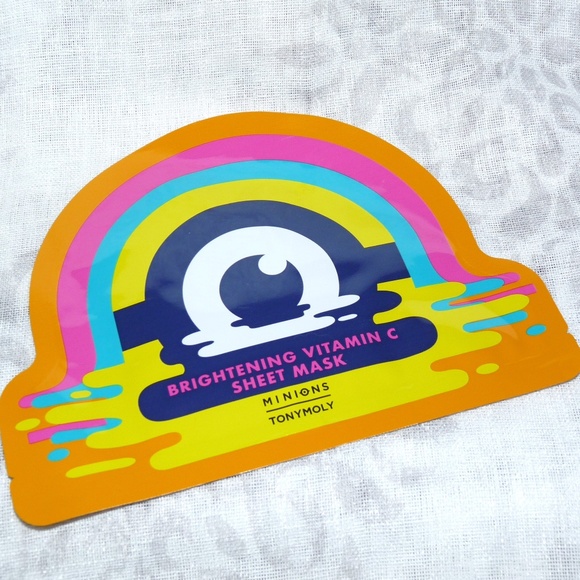 🛍️ FREE w/$30 - TonyMoly Tony Moly Brightening Vitamin C Minions Sheet Mask - Picture 2 of 9